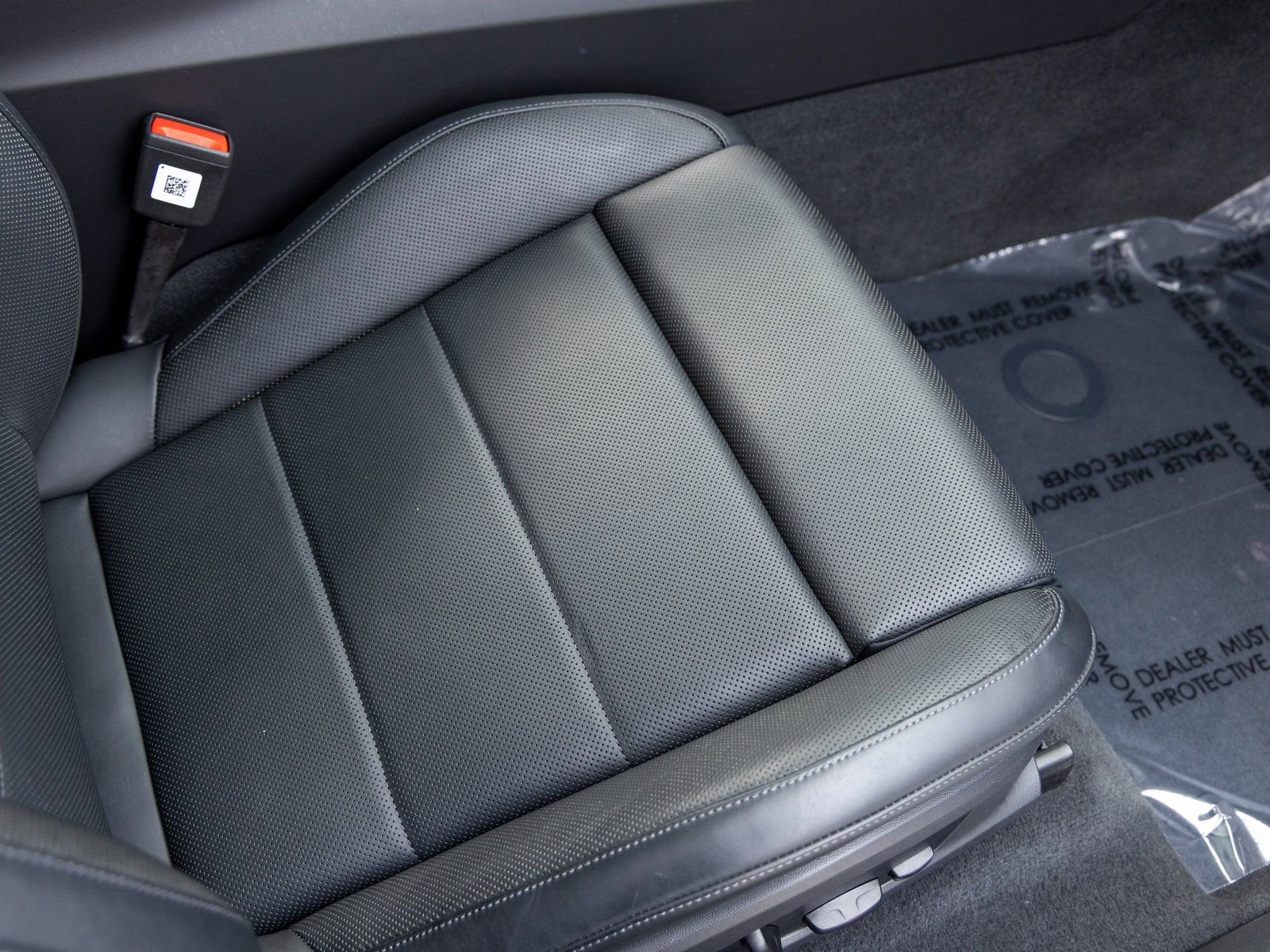 Used 2024 Porsche Macan 4 Electric image 51