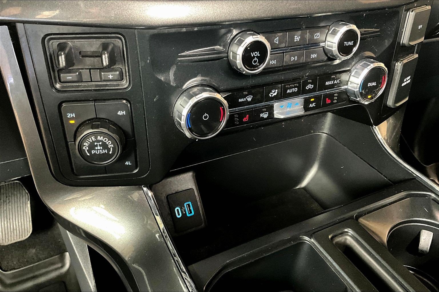 Used 2023 Ford F150 XLT AWD/4WD image 17