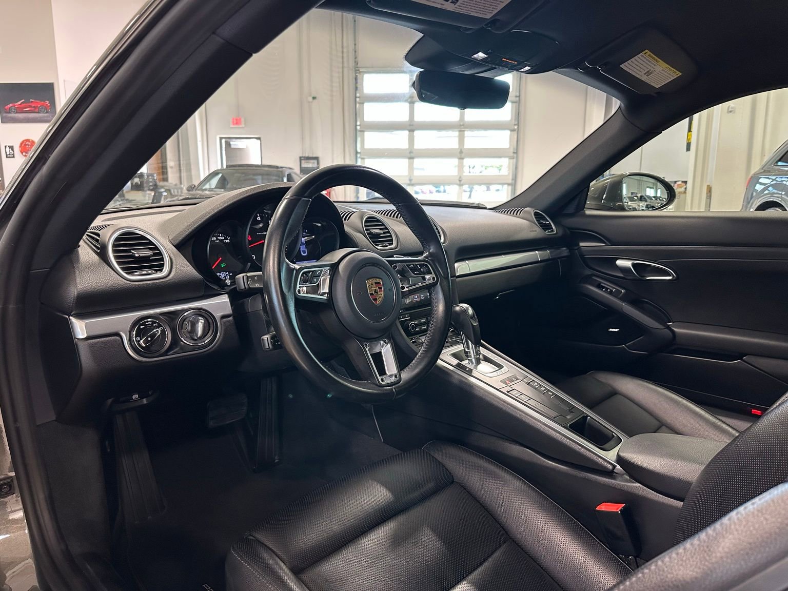 Used 2021 Porsche 718 Cayman image 14