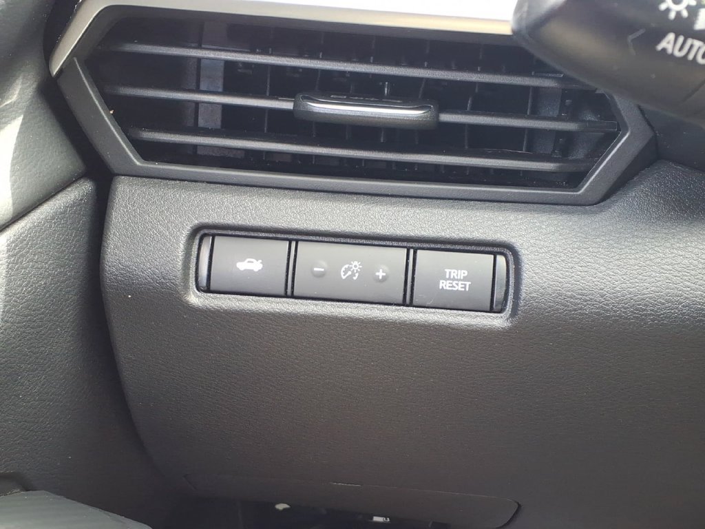 Used 2020 Nissan Altima 2.5 SR AWD/4WD image 18