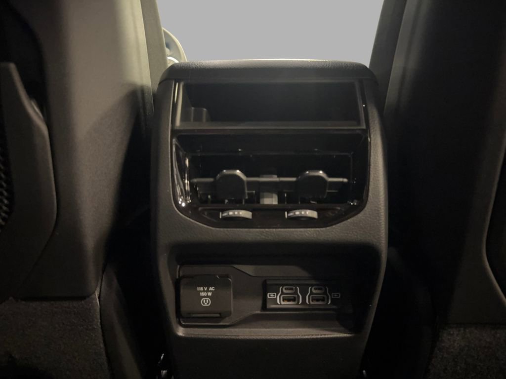 New 2025 Jeep Grand Cherokee 4WD image 13