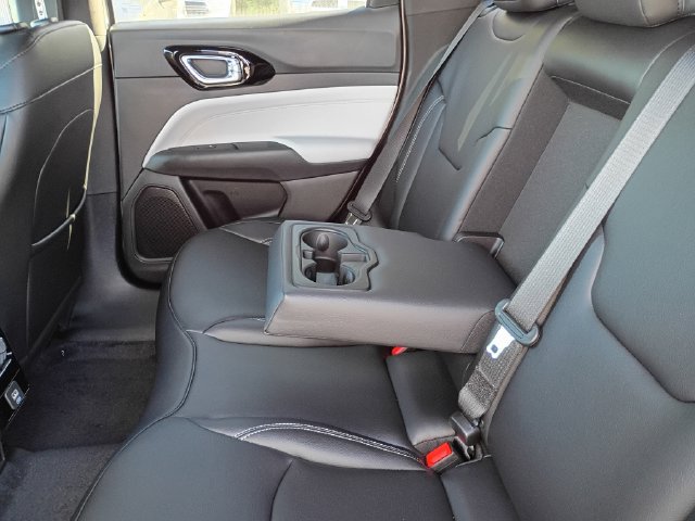New 2026 Jeep Compass Limited AWD/4WD image 17