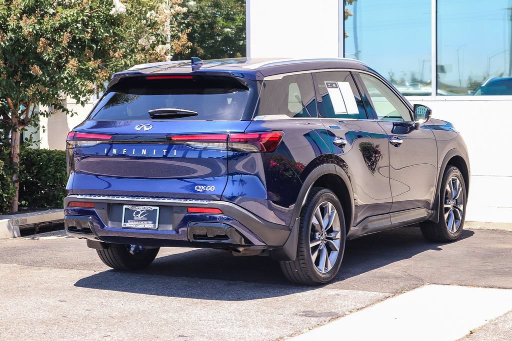 Certified 2023 INFINITI QX60 Luxe w/ Performance Audio Package FWD image 8