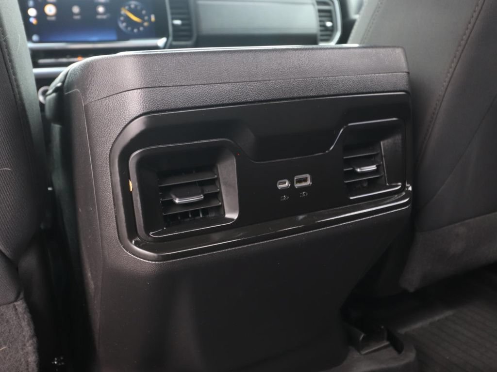 Used 2022 Chevrolet Silverado 1500 LT Trail Boss AWD/4WD image 12