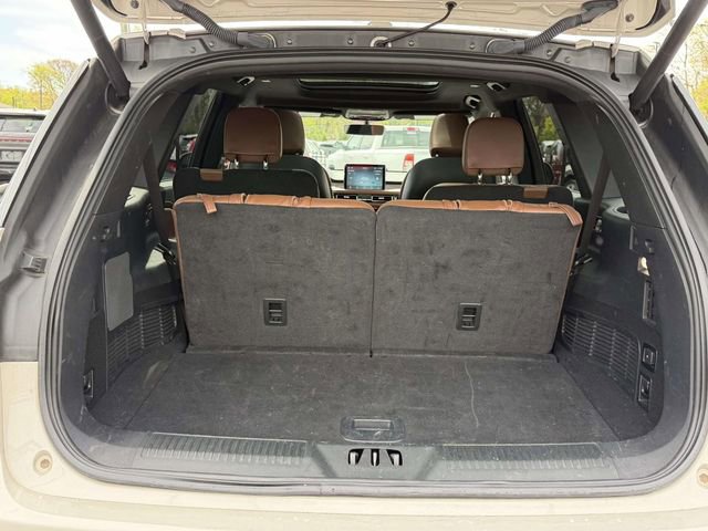 Certified 2023 Lincoln Aviator Reserve w/ Equipment Group 201A AWD/4WD image 6
