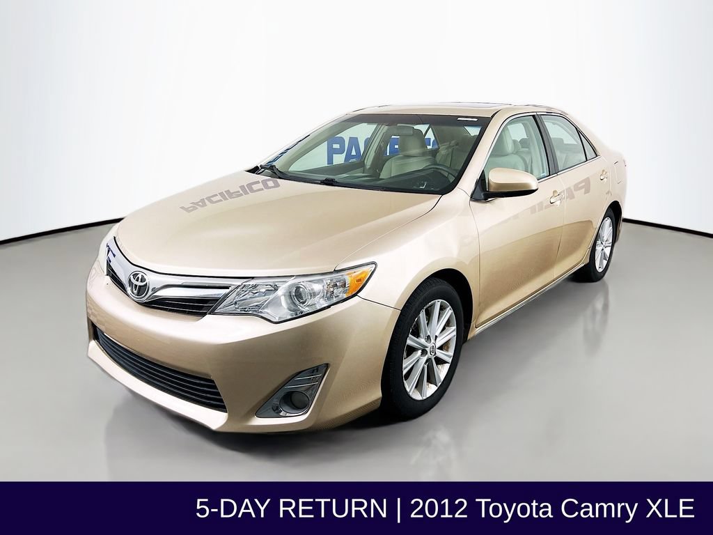 Used 2012 Toyota Camry XLE FWD image 4