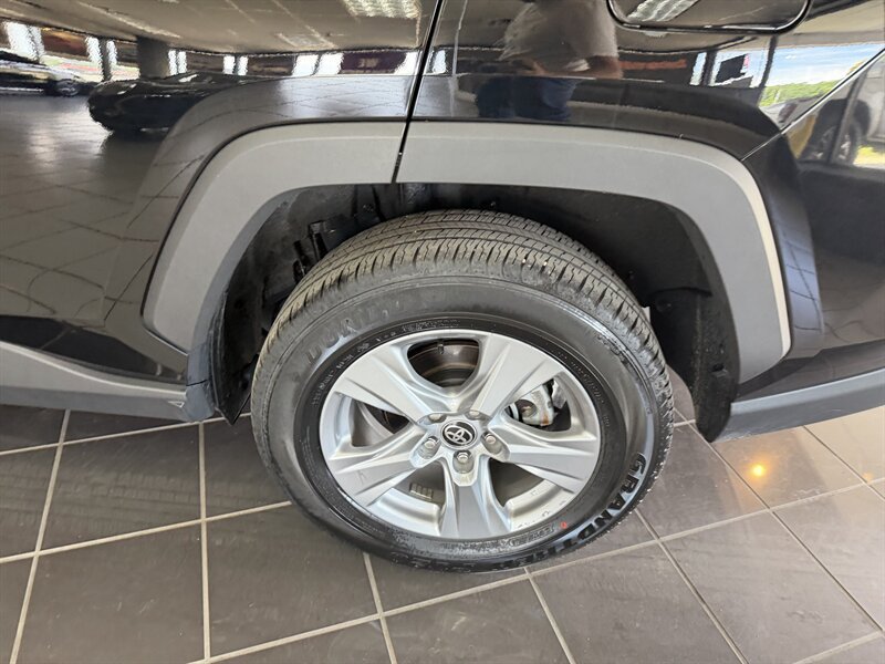 Used 2025 Toyota RAV4 XLE AWD/4WD image 65