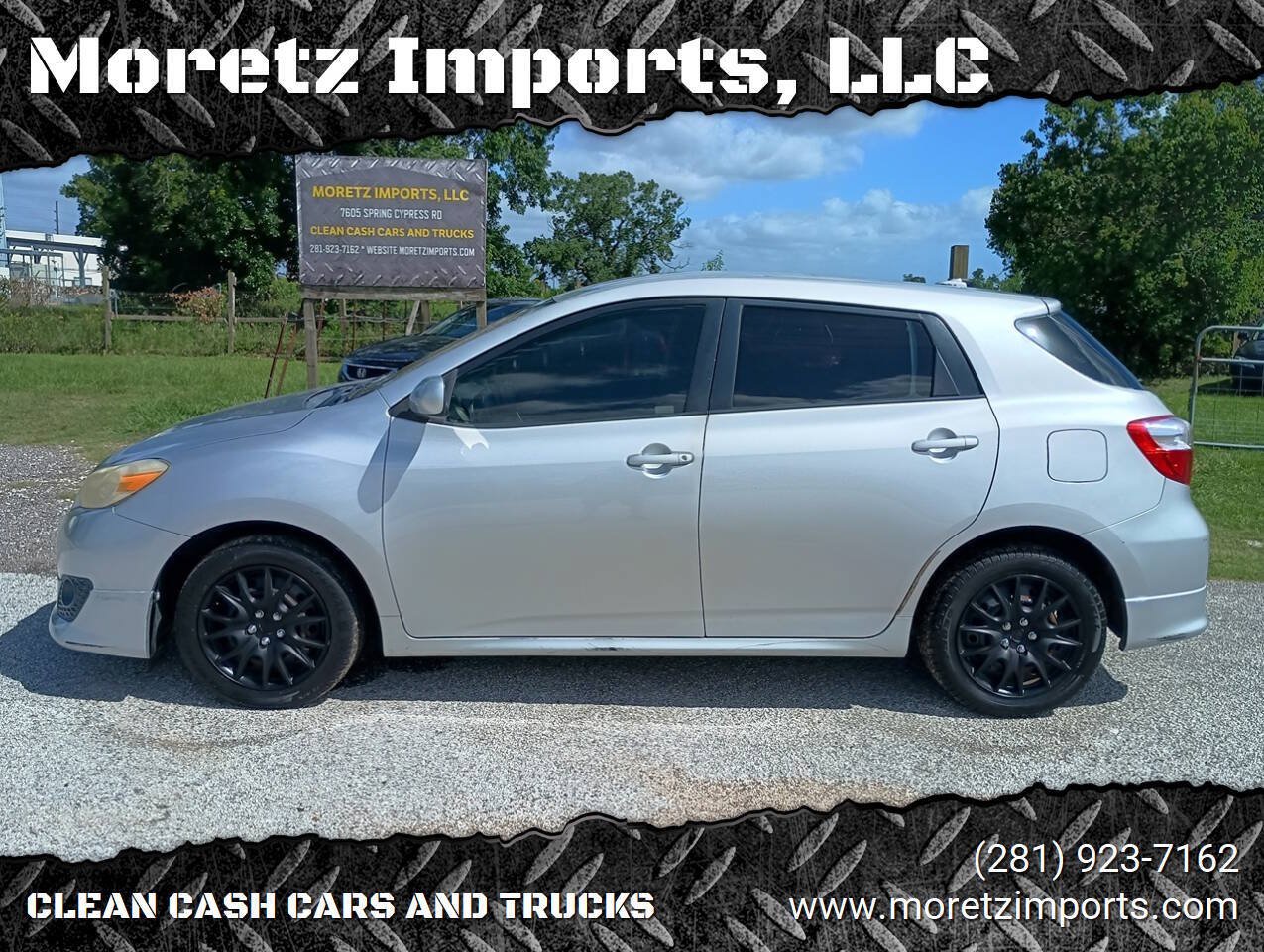 Used 2010 Toyota Matrix FWD image 1