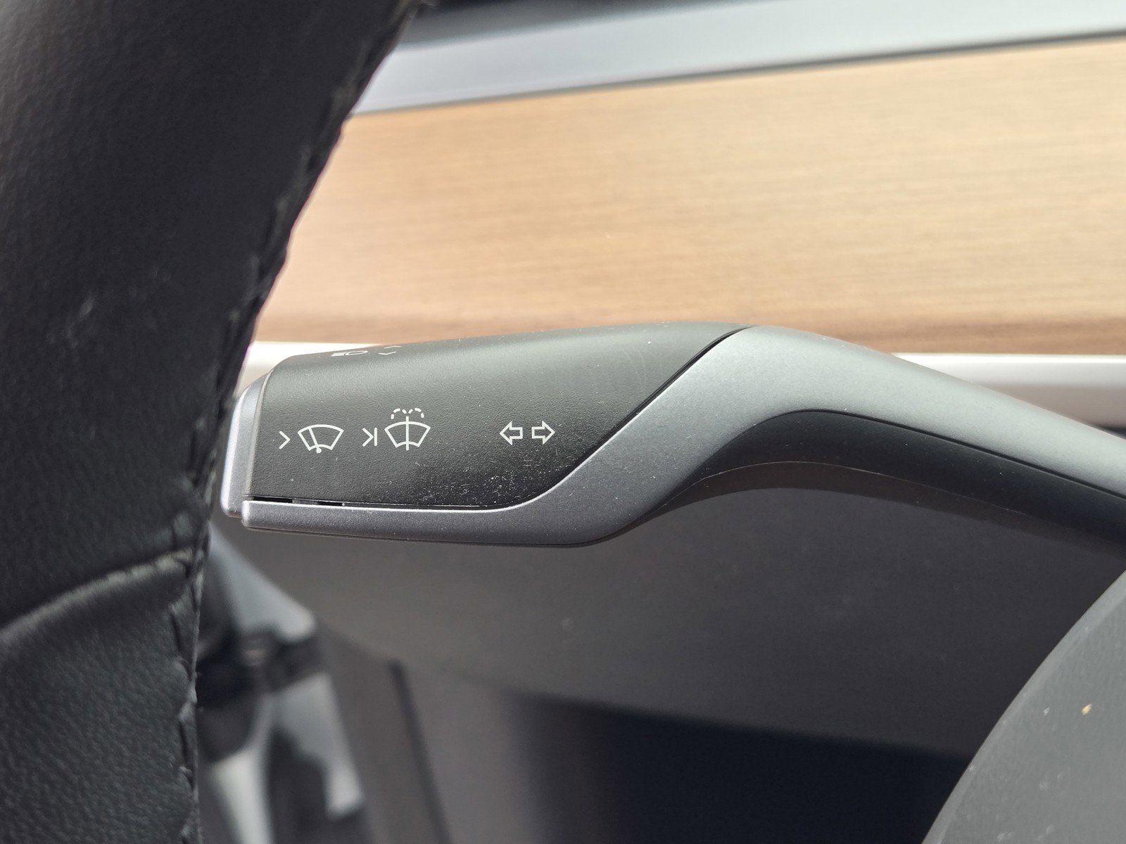 Used 2020 Tesla Model 3 Standard Range Plus RWD image 25