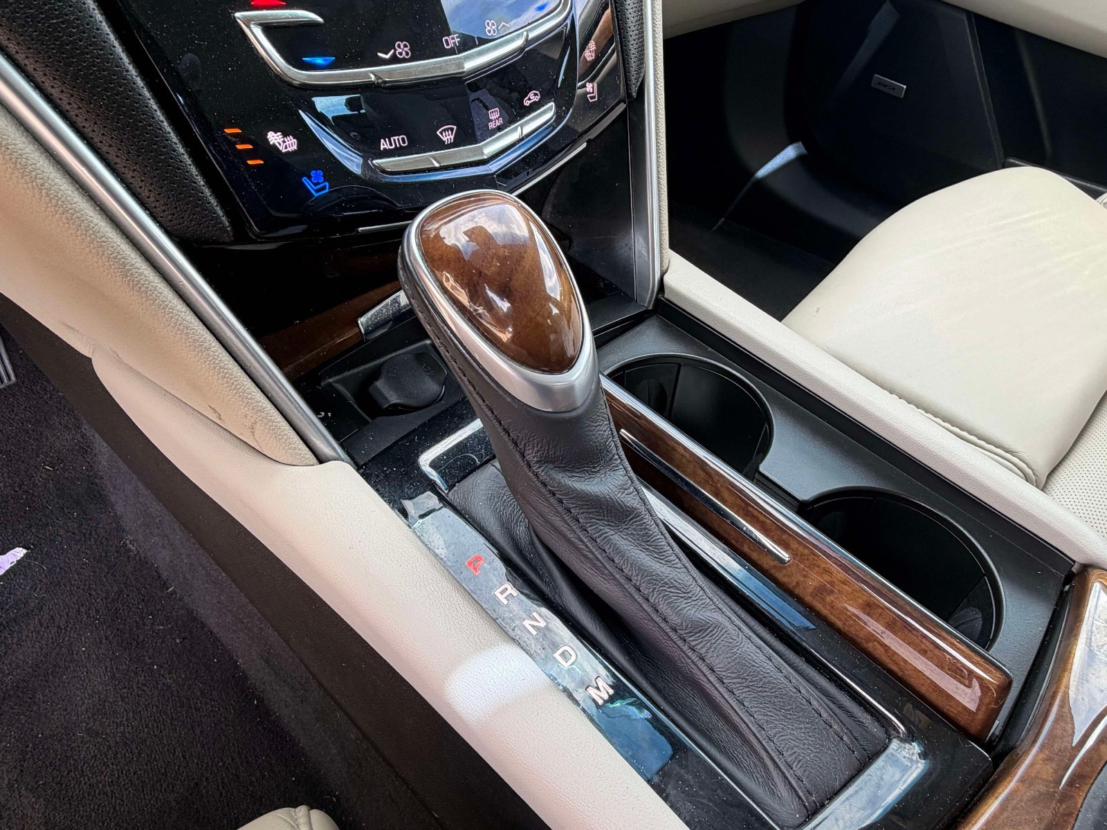 Used 2019 Cadillac XTS Premium Luxury AWD/4WD image 11