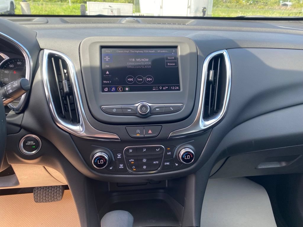 Certified 2024 Chevrolet Equinox LT FWD image 16
