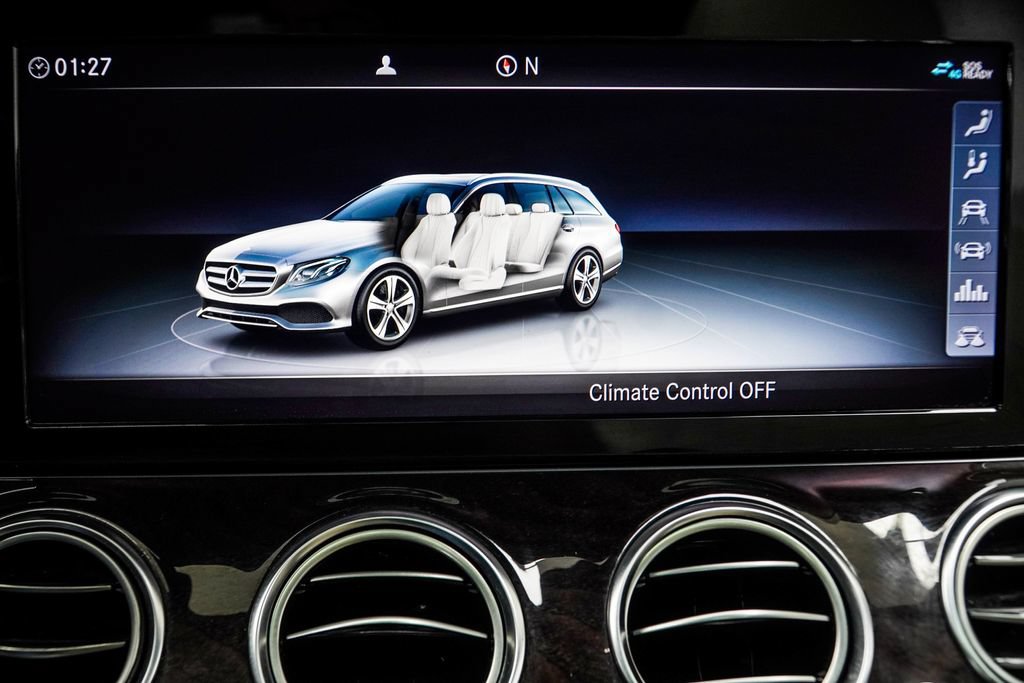 Used 2019 Mercedes-Benz E 450 4MATIC Wagon image 29
