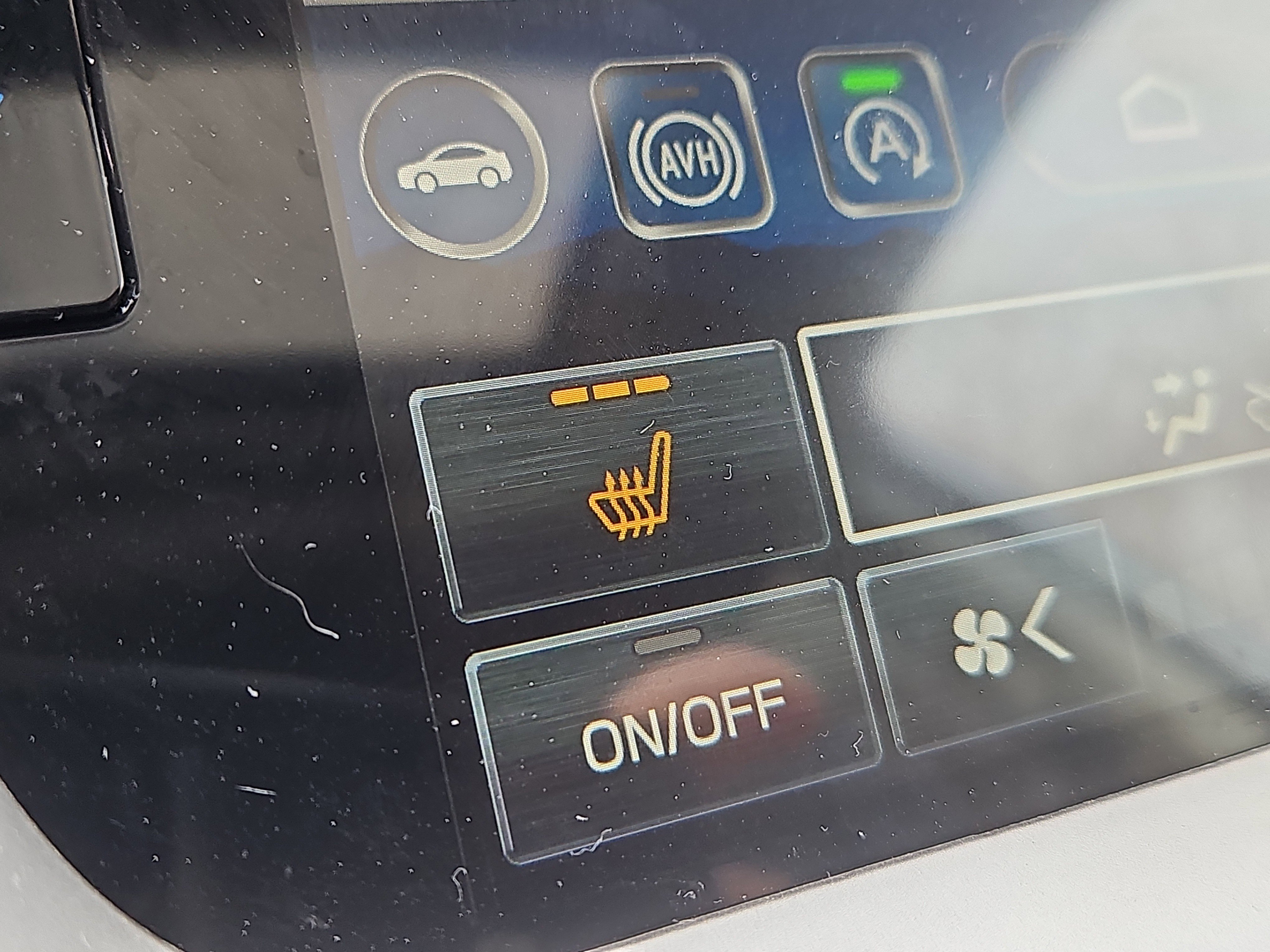 Certified 2025 Subaru Outback Limited image 14