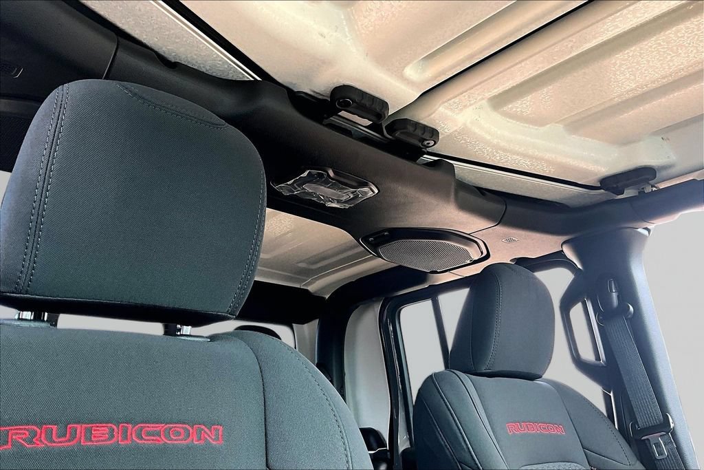 Used 2022 Jeep Gladiator Rubicon w/ Trailer Tow Package AWD/4WD image 17
