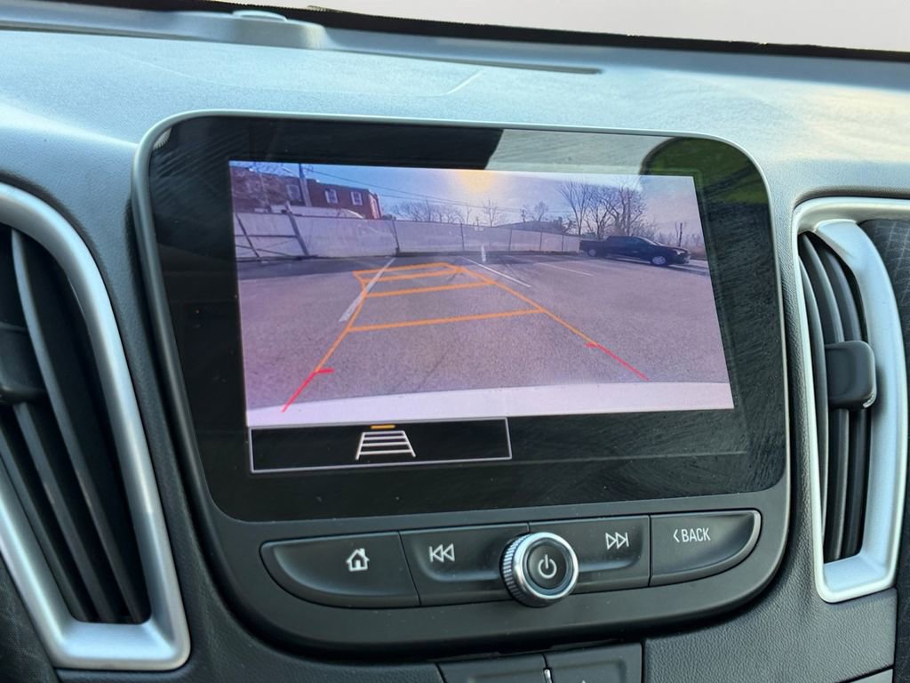 Used 2024 Chevrolet Malibu LT image 26