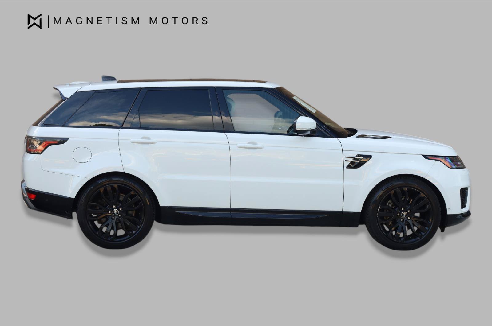 Used 2018 Land Rover Range Rover Sport HSE AWD/4WD image 2
