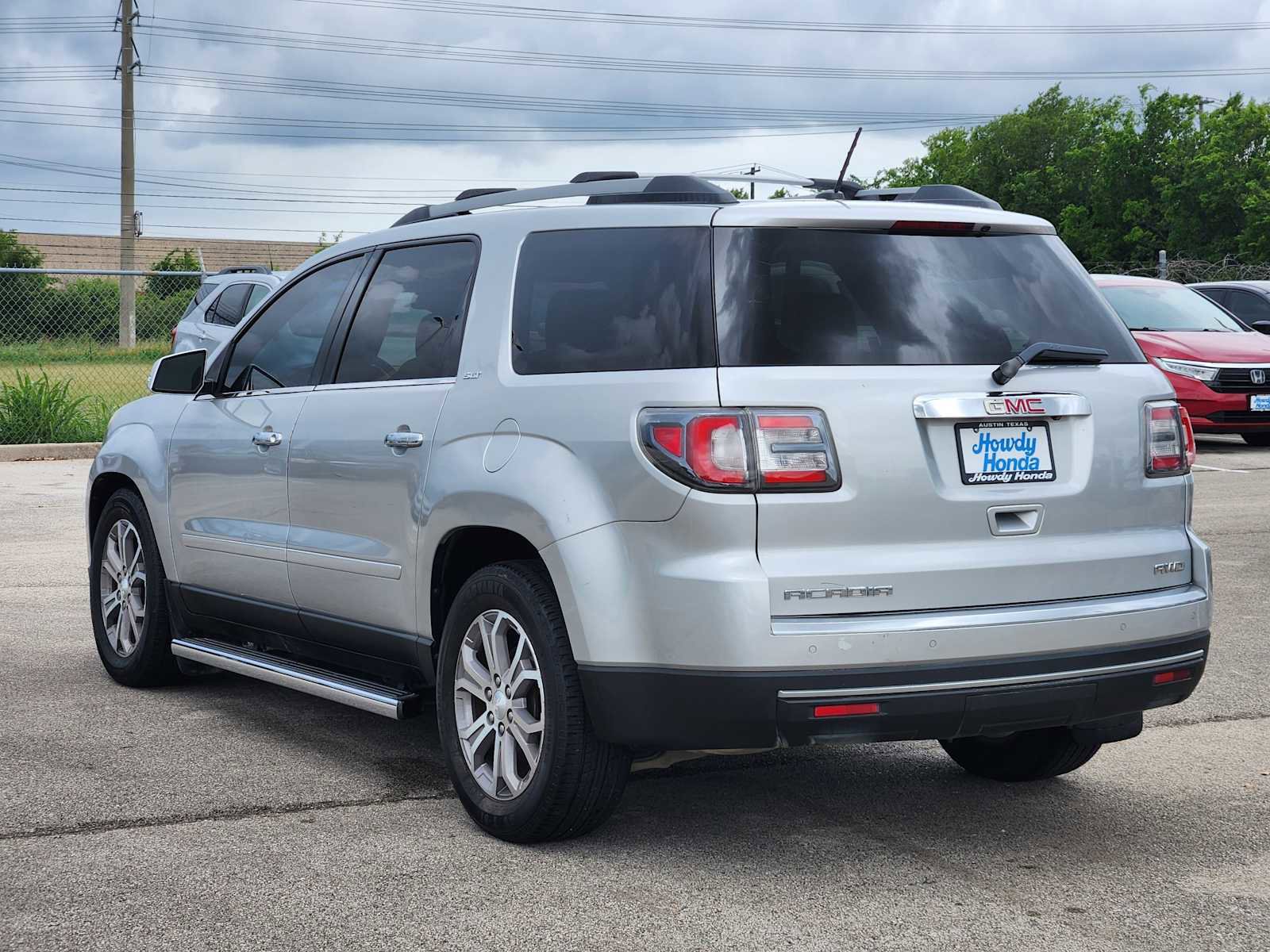 Used 2013 GMC Acadia SLT w/ Technology Package AWD/4WD image 5