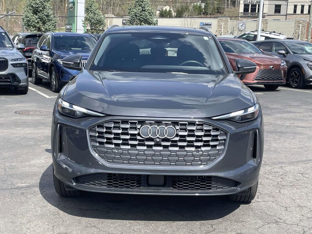 Used 2025 Audi Q5 Premium image 8