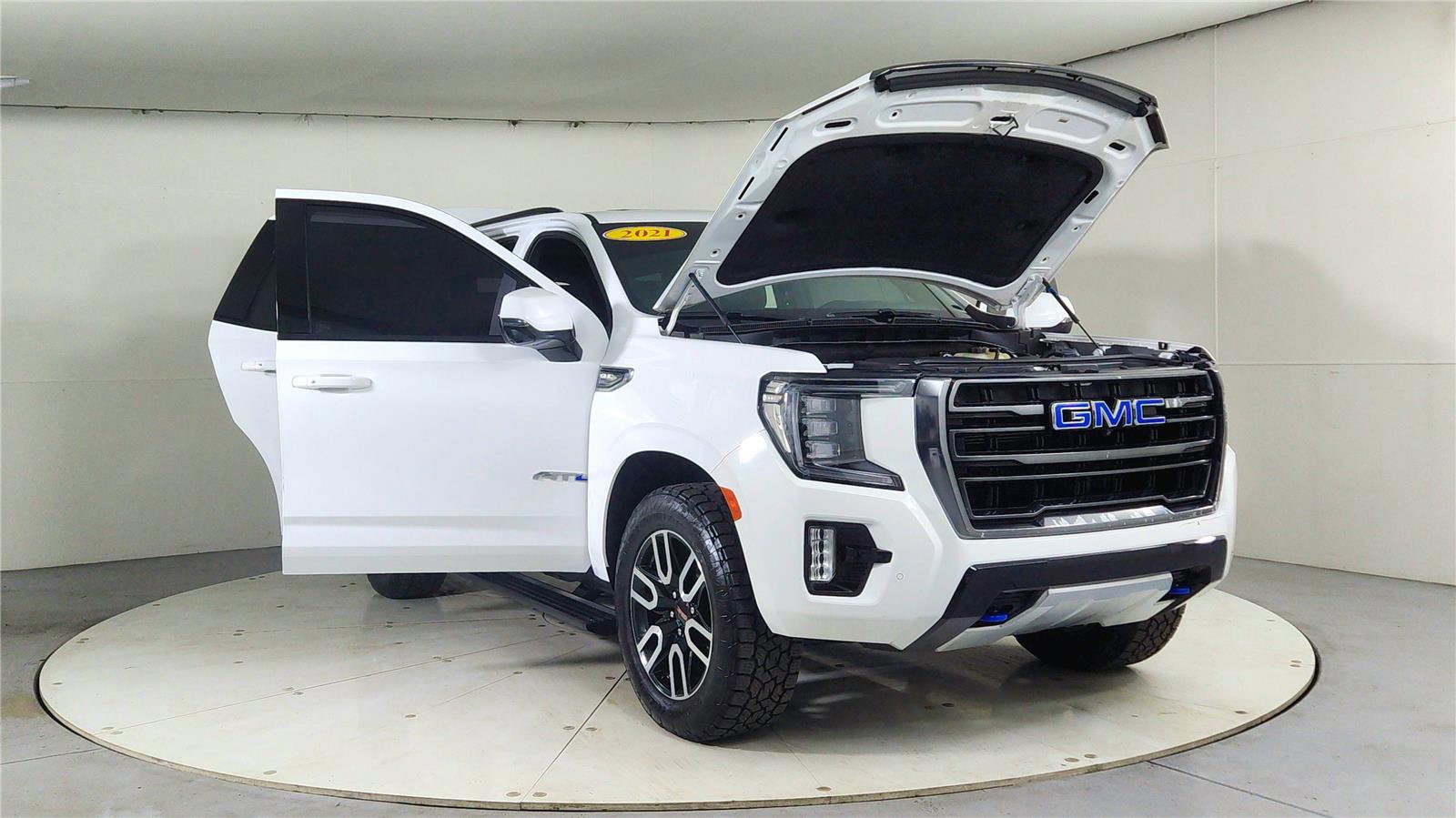 Used 2021 GMC Yukon AT4 w/ AT4 Premium Plus Package image 9