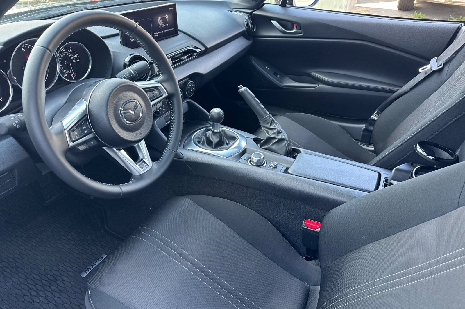 Used 2025 MAZDA MX-5 Miata Sport w/ Appearance Package image 10