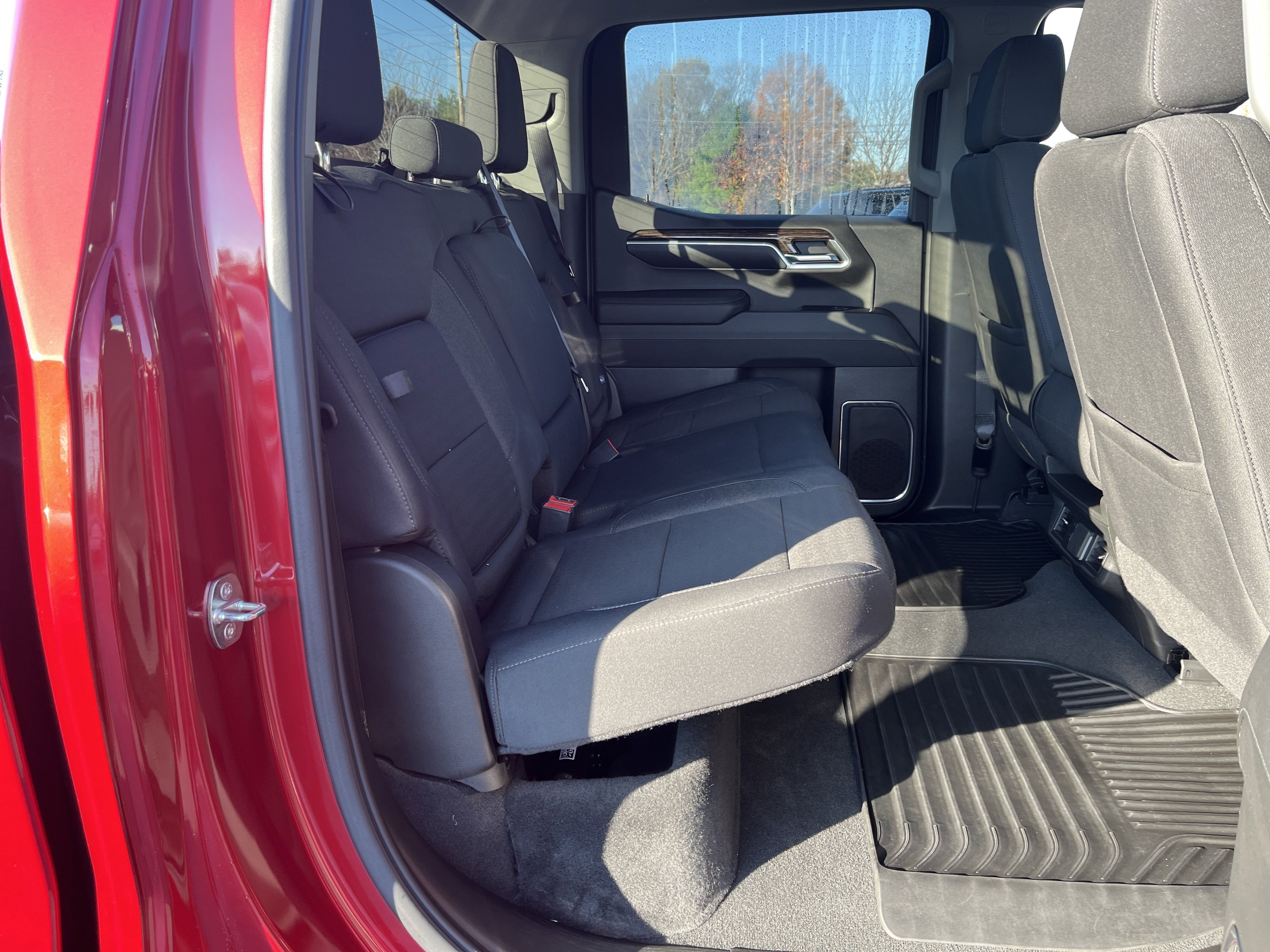 Used 2024 GMC Sierra 1500 Elevation image 15