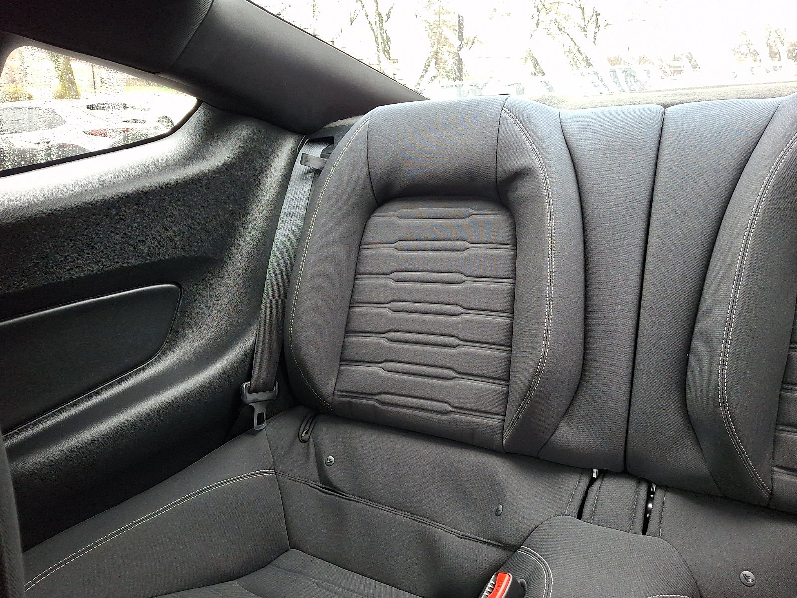 Used 2017 Ford Mustang Coupe RWD image 18