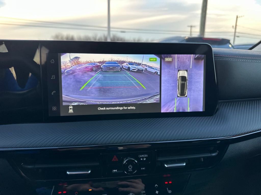 Used 2026 Nissan Kicks SR w/ Cold Weather Package image 24