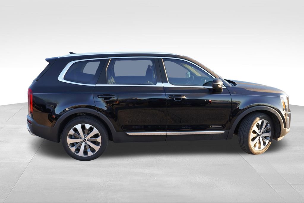 Certified 2022 Kia Telluride EX w/ EX Premium Package image 2