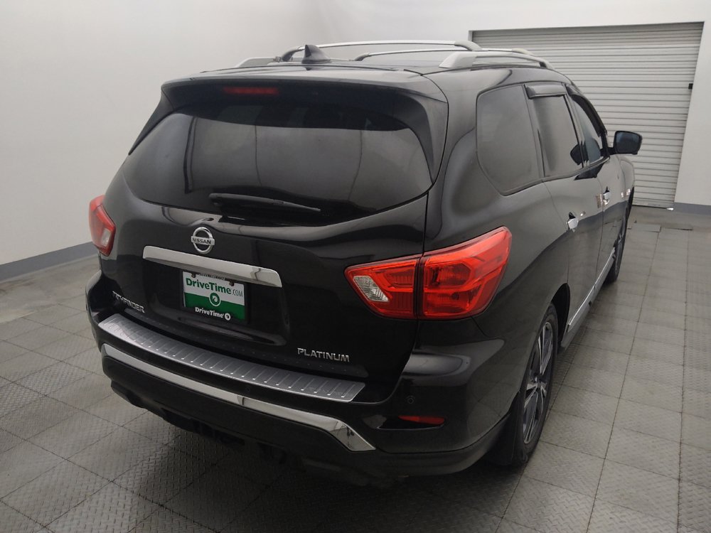 Used 2020 Nissan Pathfinder Platinum FWD image 7