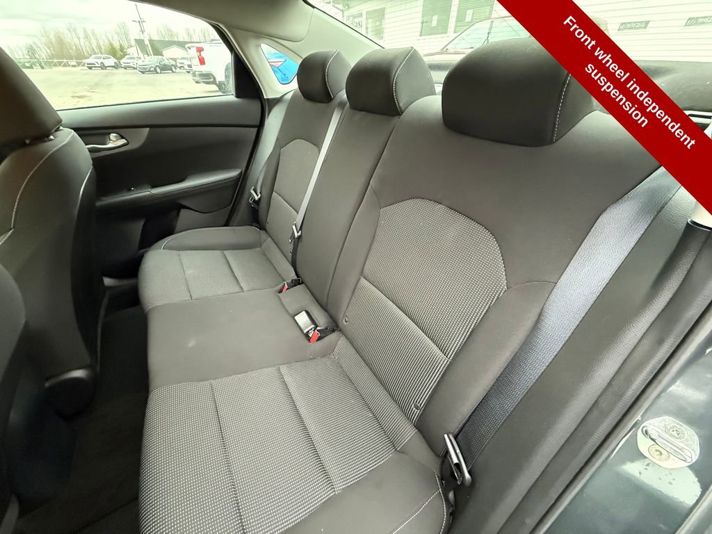 Used 2020 Kia Forte LXS image 32