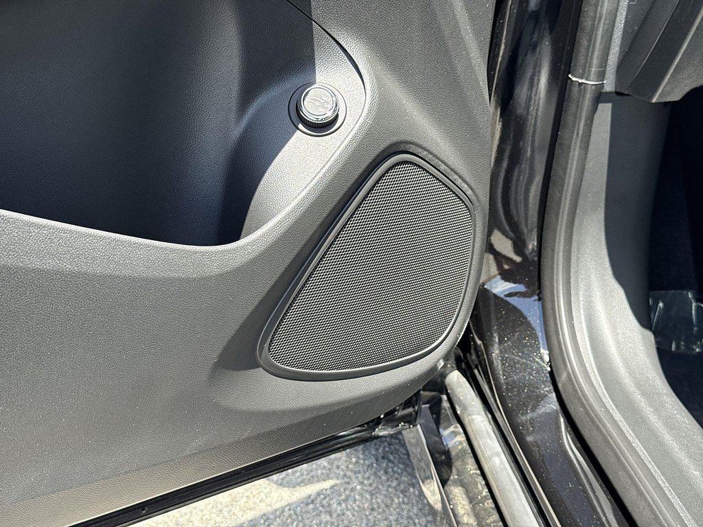 New 2026 Buick Encore GX Sport Touring w/ Comfort Package FWD image 19