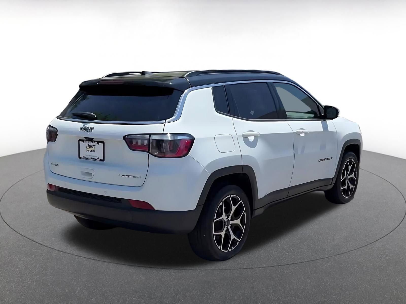 Used 2025 Jeep Compass Limited AWD/4WD image 14