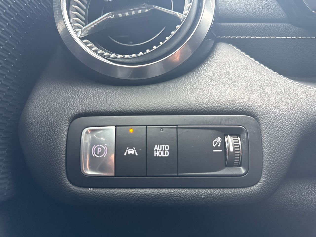 Used 2024 Chevrolet Blazer EV LT image 30