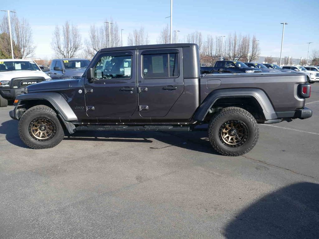 Certified 2020 Jeep Gladiator Sport w/ Quick Order Package 24S image 21