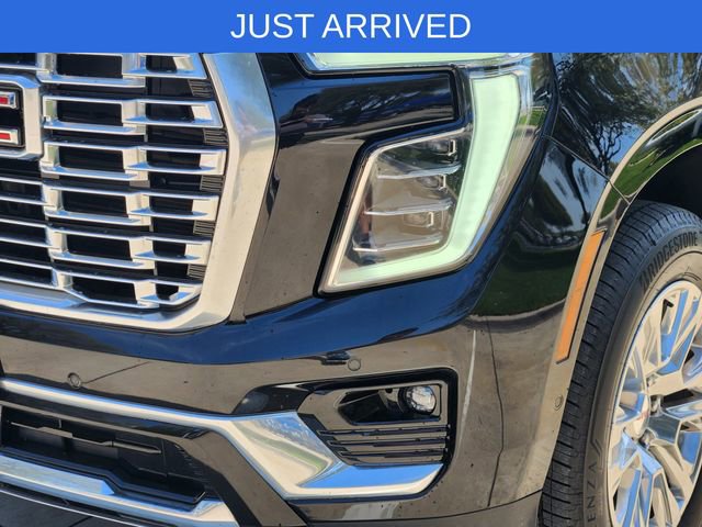 Used 2025 GMC Yukon XL Denali AWD/4WD image 17