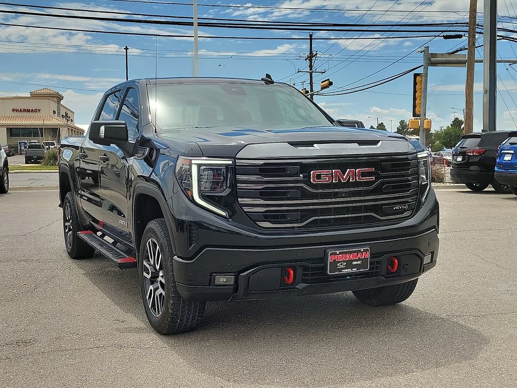 Used 2023 GMC Sierra 1500 AT4 w/ Technology Package AWD/4WD image 2