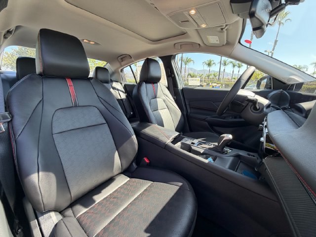 New 2027 Nissan Sentra SR w/ SR Premium Package FWD image 28