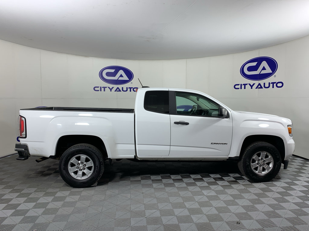 Used 2016 GMC Canyon W/T w/ Convenience Package RWD image 2