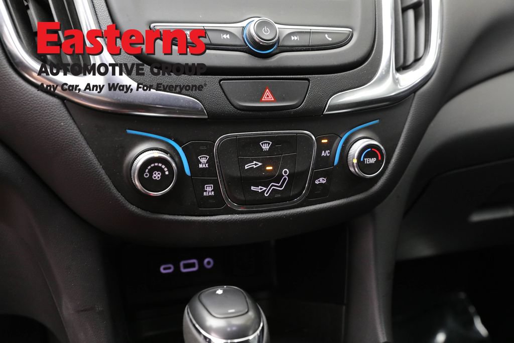 Used 2021 Chevrolet Equinox LT FWD image 19