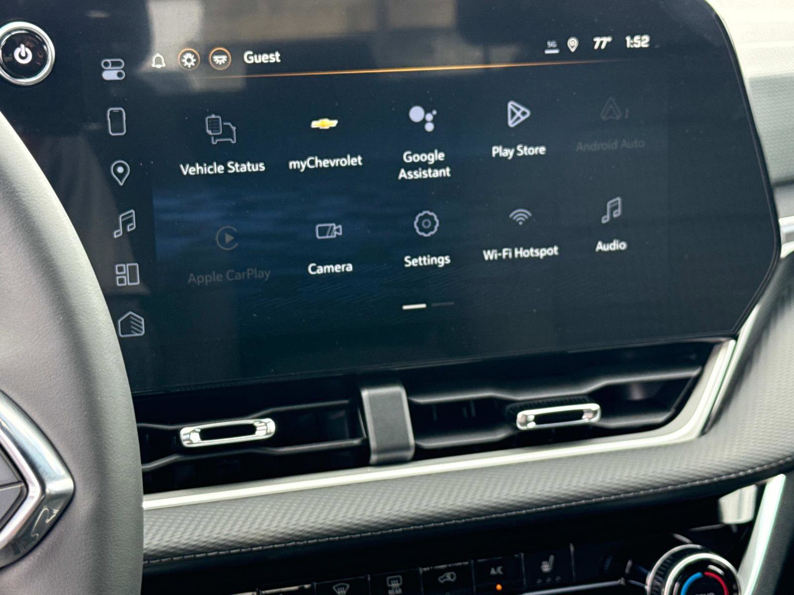New 2026 Chevrolet Equinox LT image 3