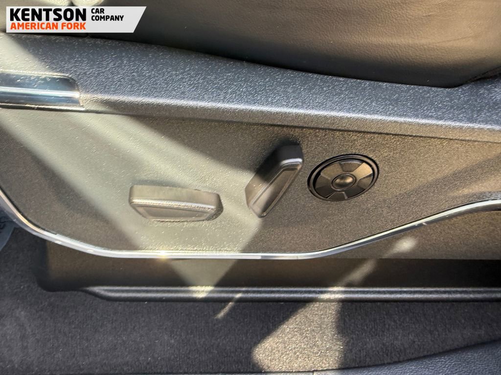 Used 2025 Ford F250 Platinum image 36