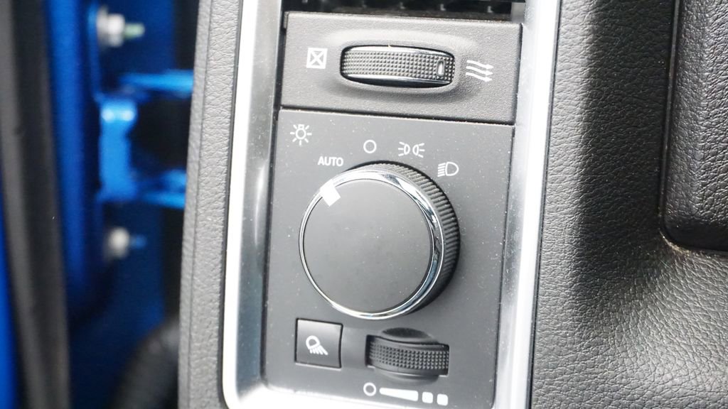 Certified 2022 RAM 1500 Classic Warlock w/ Electronics Group image 29