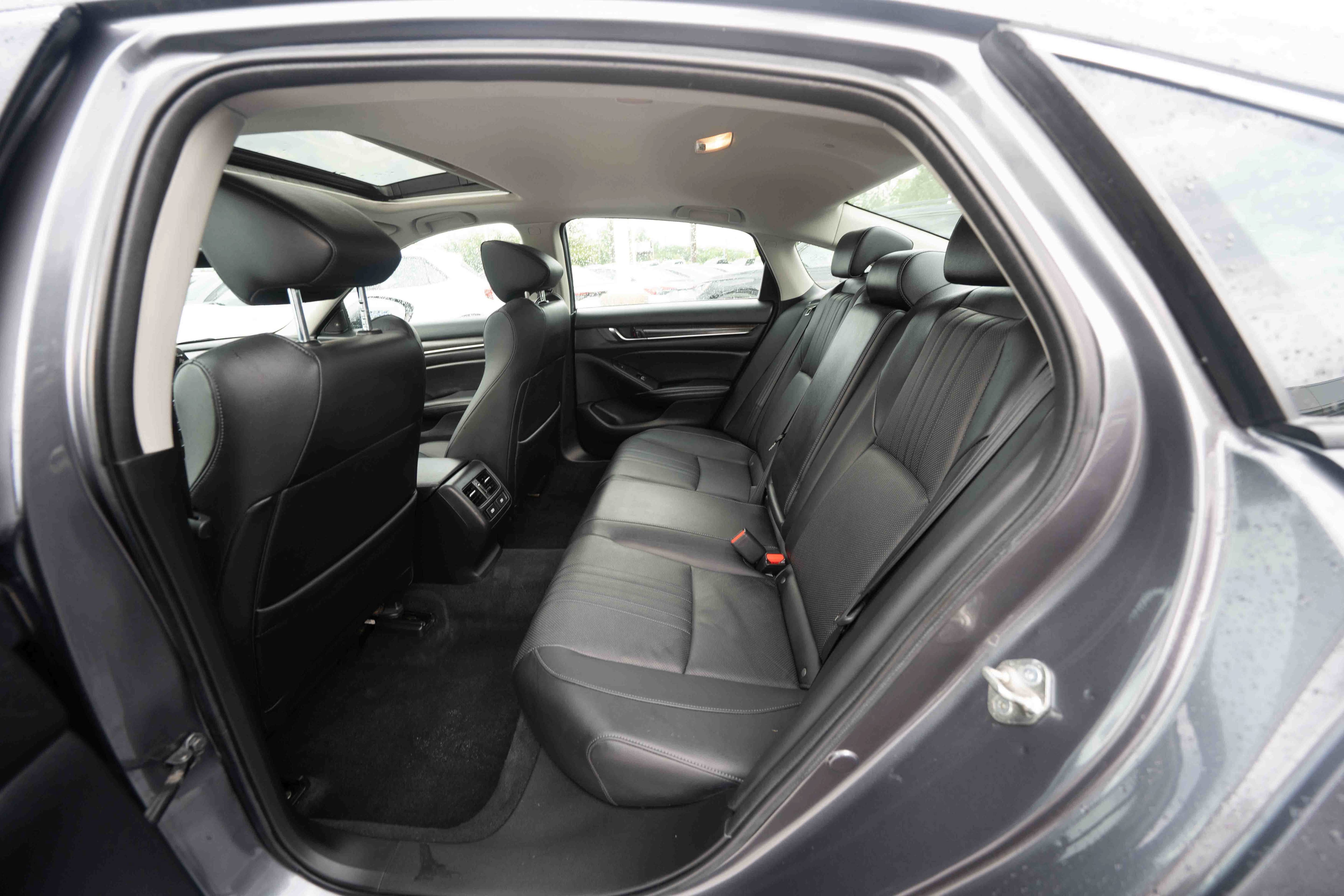 Used 2022 Honda Accord Touring image 23