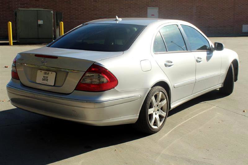 Used 2008 Mercedes-Benz E 350 Sedan image 6