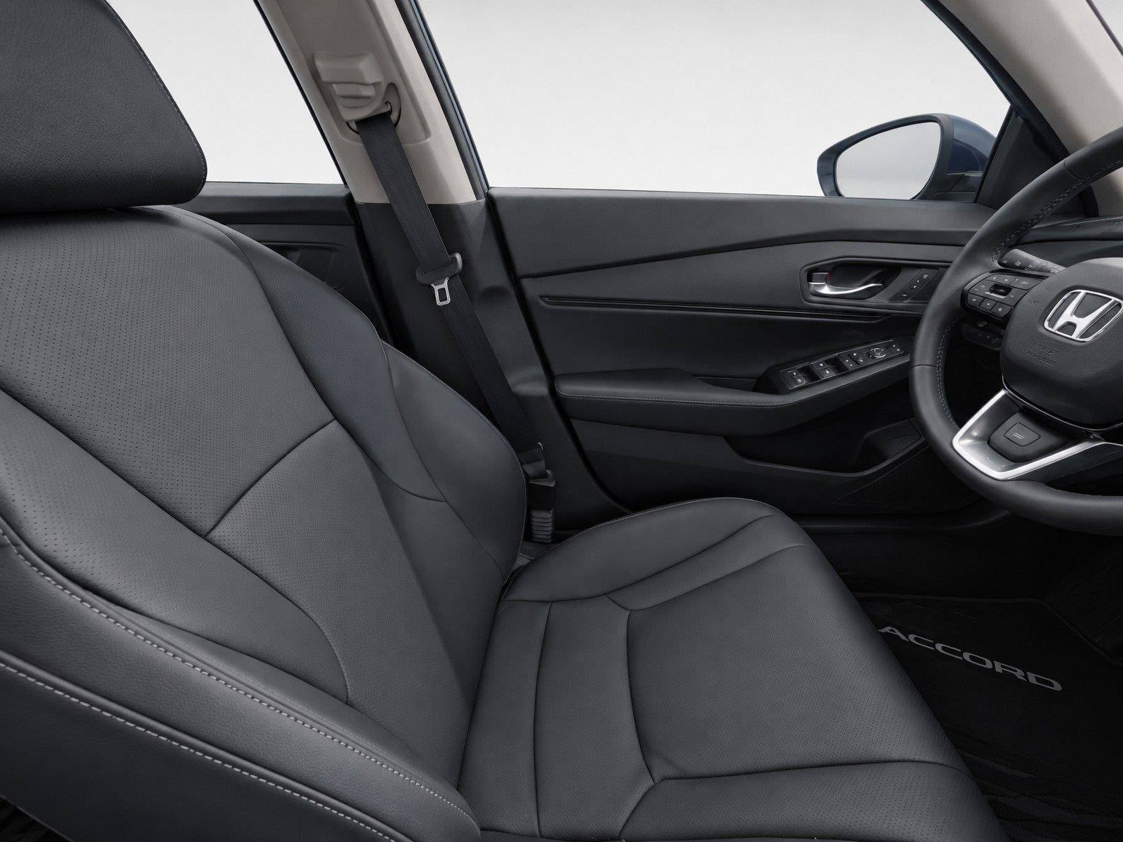 Used 2025 Honda Accord Touring image 35