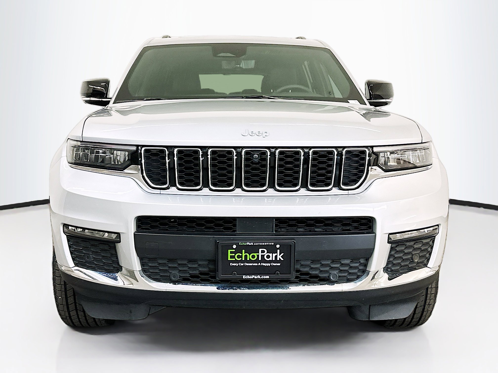 Used 2024 Jeep Grand Cherokee L Limited w/ Luxury Tech Group II image 2