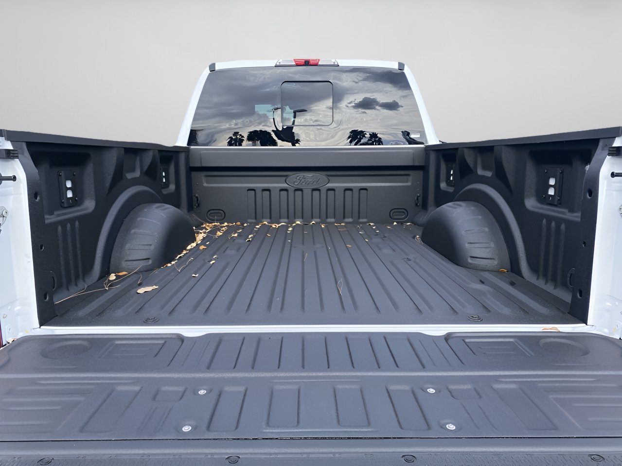 New 2026 Ford F250 Lariat w/ Black Appearance Package AWD/4WD image 9