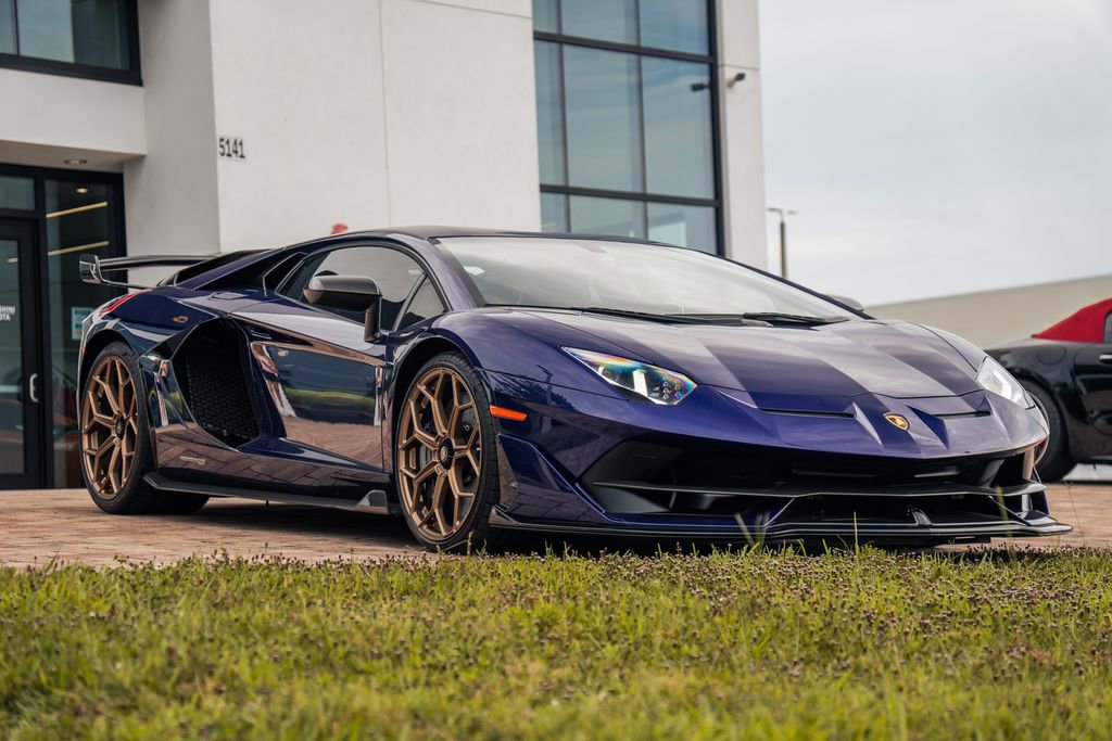 Used 2019 Lamborghini Aventador SVJ AWD/4WD image 7