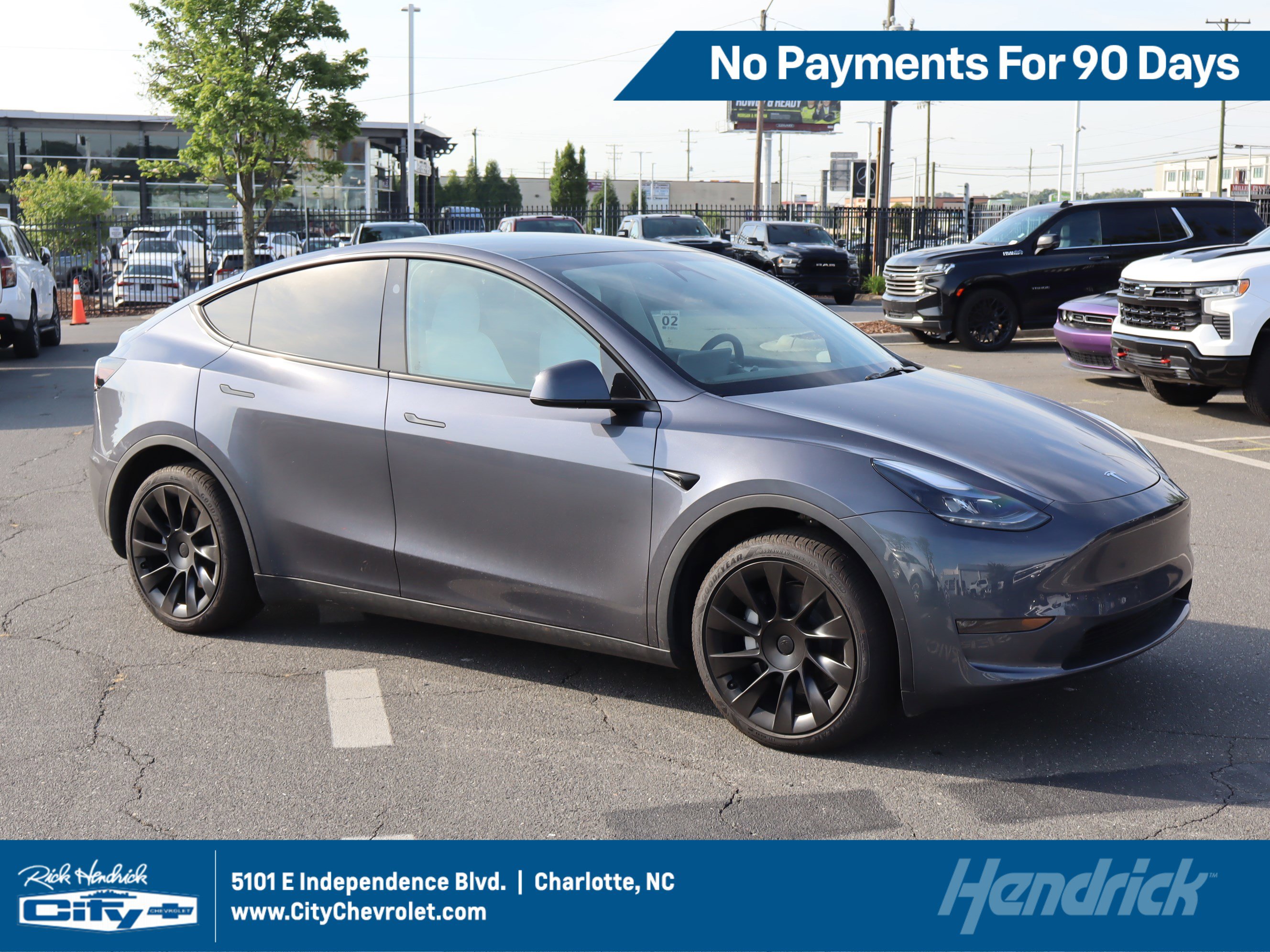Used 2023 Tesla Model Y AWD image 1