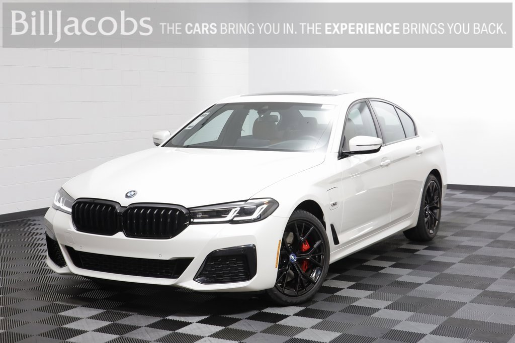 Certified 2023 BMW 530e xDrive w/ Premium Package